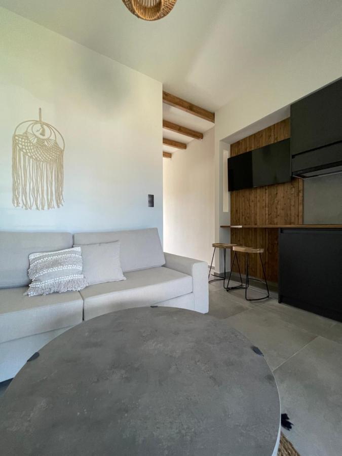 Aellw Cozy Apartment 2 Nea Thesi Extérieur photo